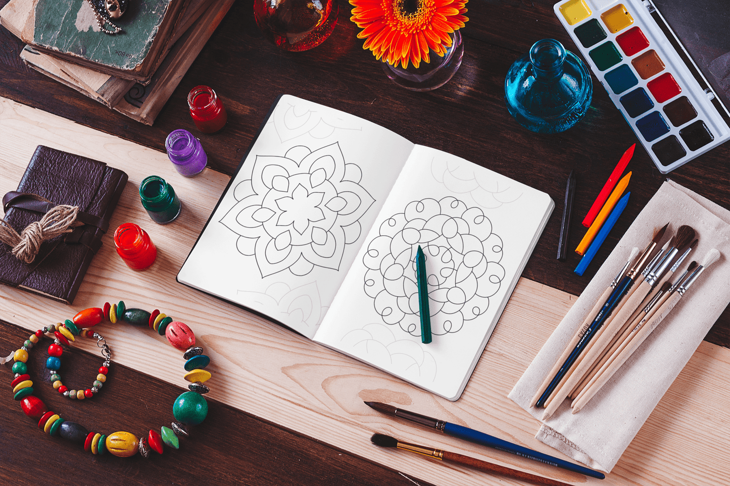 Simple Mandalas Coloring Book for Kids and Toddlers - Harris Creative Designs