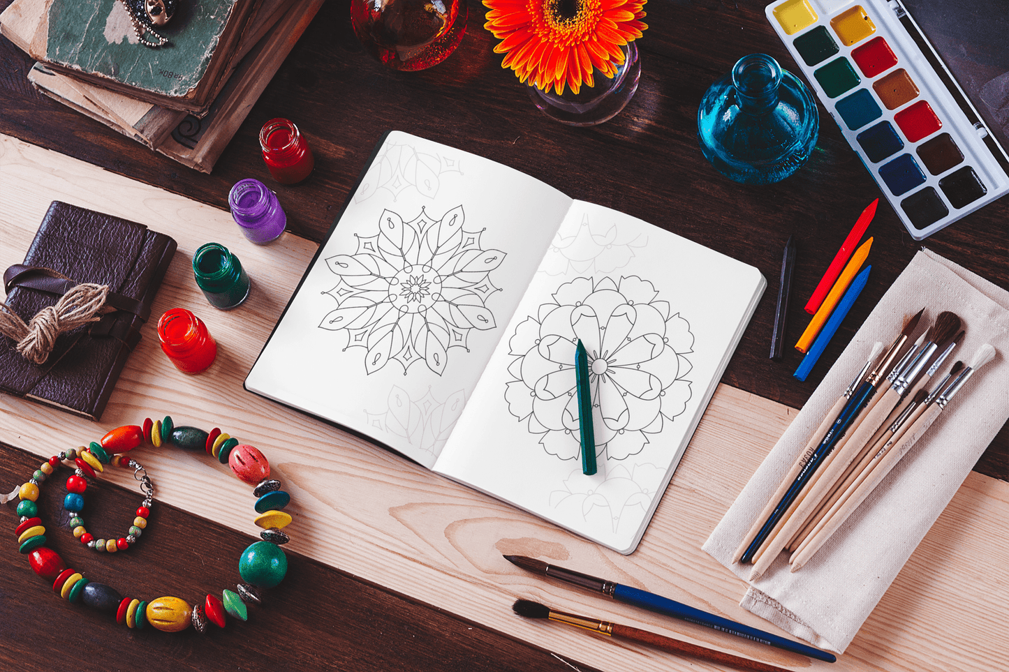 Simple Mandalas Coloring Book for Kids and Toddlers - Harris Creative Designs