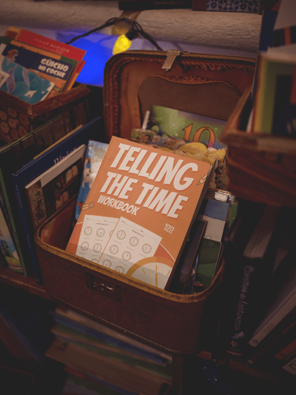 Telling The Time Workbook - Harris Creative Designs